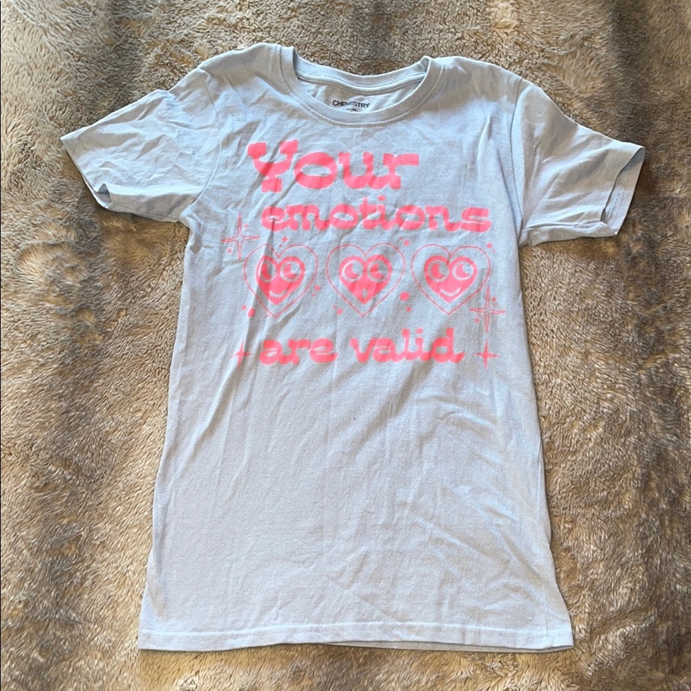 “YOUR EMOTIONS ARE VALID” T-Shirt 💕